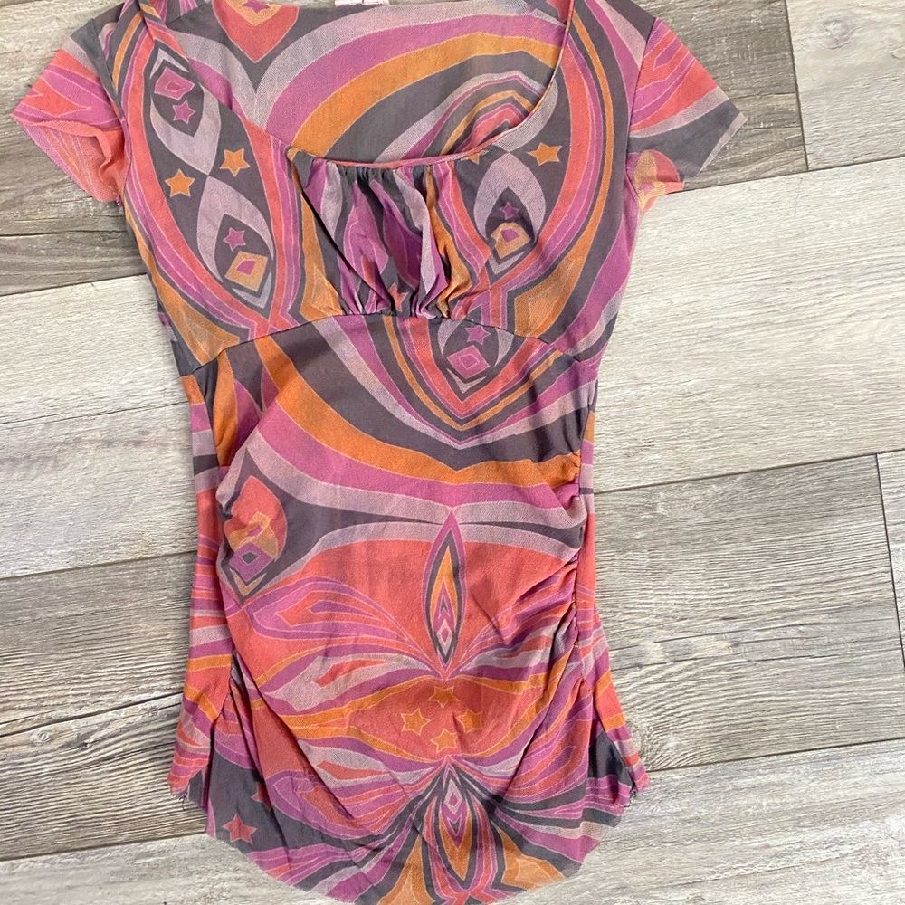 Groovy Mesh sweet pea top ;)